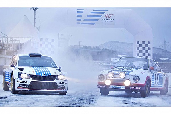 Skoda con decoración especial para recordar victoria de 1977