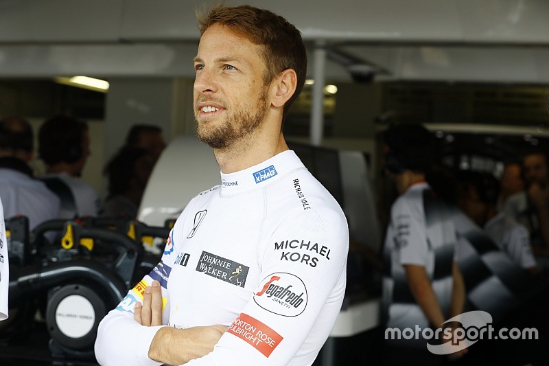 Button ya ha probado el Honda Civic de Rallycross