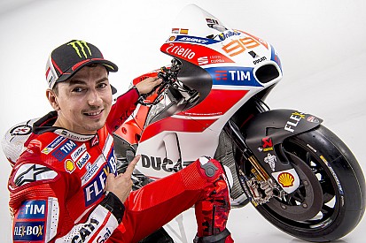 Lorenzo sangat terkesan dengan performa Ducati