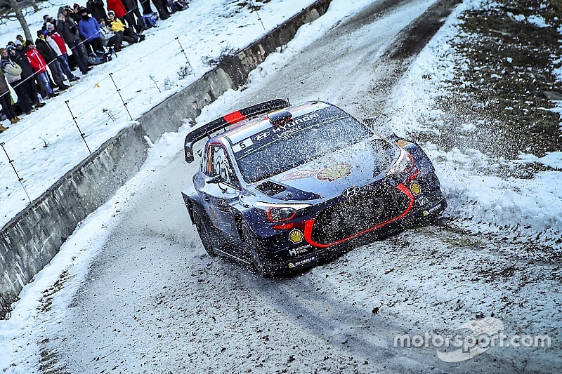 WRC in Monte Carlo: Neuville hält Ogier auf Abstand