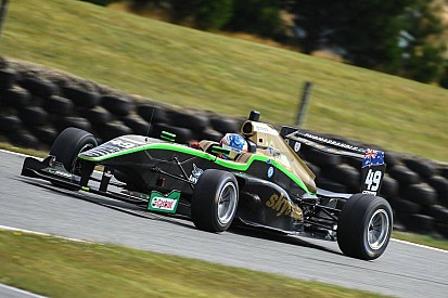 Vencedor é punido e Pedro Piquet herda pódio na TRS