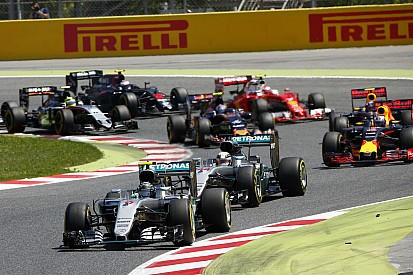 Pirelli teme que nova F1 transforme corridas em procissões