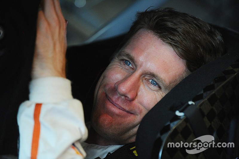 Rádio: Carl Edwards disputa vaga no senado dos EUA em 2018