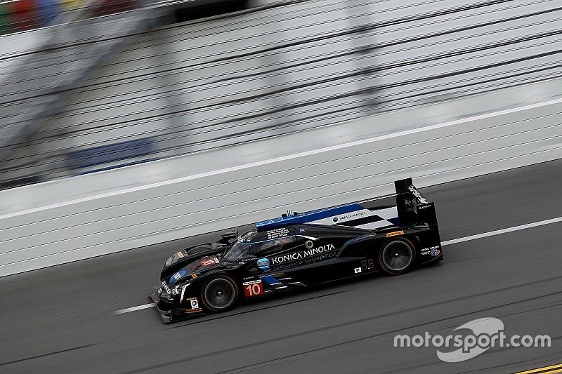 Daytona 24: Wayne Taylor Racing brilla en la noche
