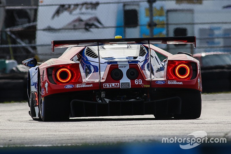Daytona 24 órás: Ford GT-k az első három rajthelyen