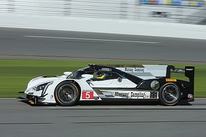 Cadillac confirma favoritismo e Fittipaldi é pole em Daytona