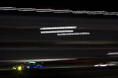 Sexta hora en Daytona: AX Racing hace el 1-2 y llega la lluvia