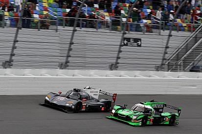 Daytona, 9° Ora: la Ligier di Hartley tenta la rimonta sulla Cadillac di Taylor