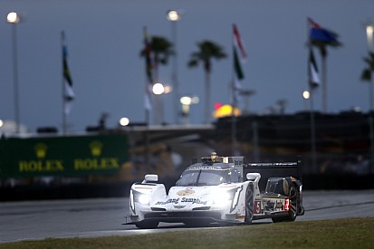 Daytona 24: Barbosa lidera y Ford pelea entre ellos