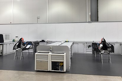 Manor sudah siapkan dua monokok untuk mobil F1 2017