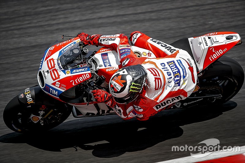 Jorge Lorenzo terkejut tidak cepat di Sepang