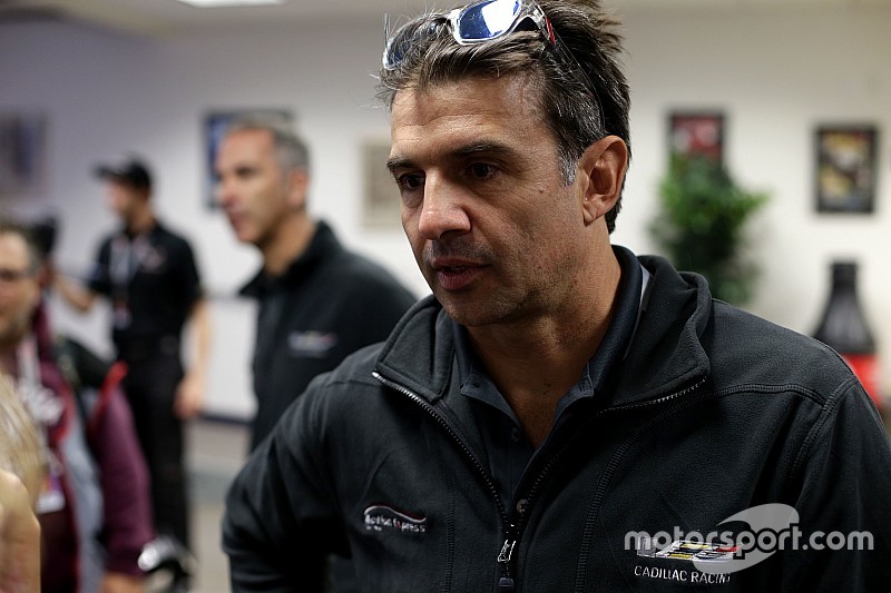 Fittipaldi lamenta incidente final em Daytona