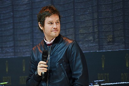Smedley: Yeni kurallar ile birlikte yönetmelikte açık bulmak gittikçe zorlaşıyor