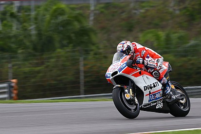 "Plus libre" avec la Ducati, Dovizioso peut "jouer" avec elle