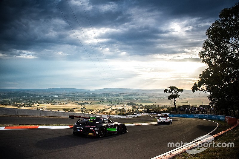 Van Gisbergen na crash Bathurst: "Over de limiet gegaan"
