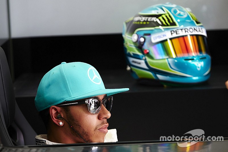 Plus de 8000 participants pour le design du casque de Hamilton
