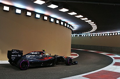 В McLaren намекнули на «интересные перемены» в новой машине