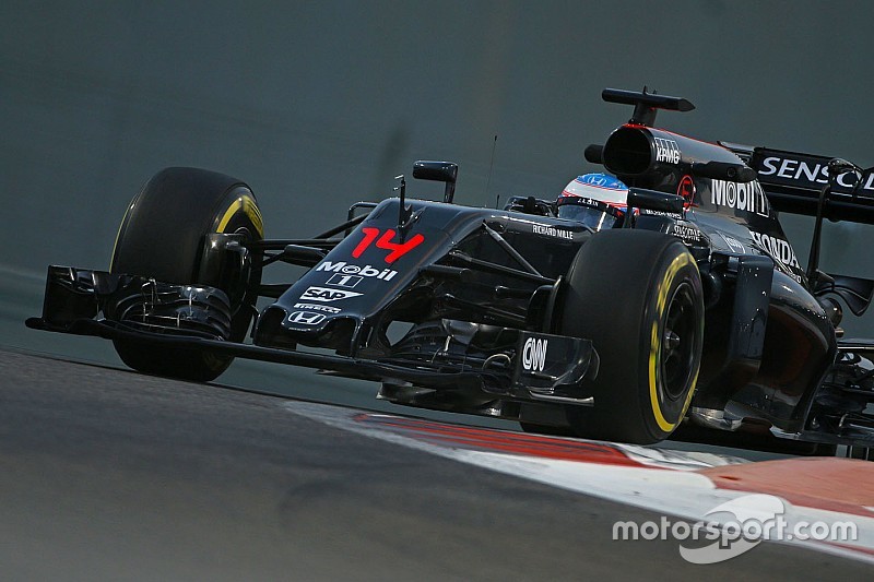 McLaren promet des "changements excitants" avec la MCL32