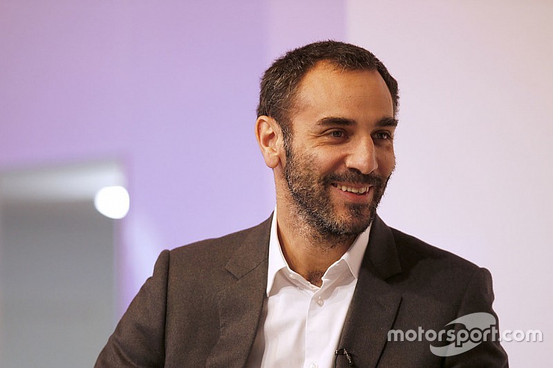 Abiteboul: "Vicini alla Mercedes, il sorpasso solo nel 2018"