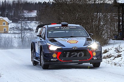 Svezia: Neuville domina la prima tappa davanti a Latvala