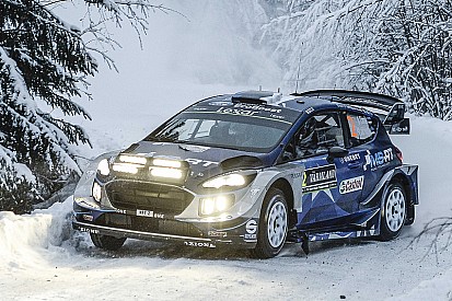 Svezia, PS10: Tanak batte Neuville per 1 decimo. Paddon in crisi