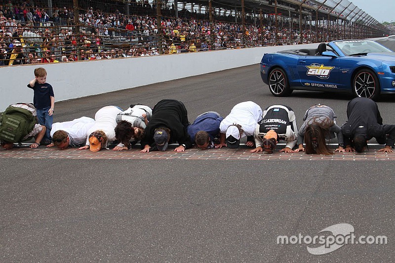 Kanaan lamenta la salida de KV Racing