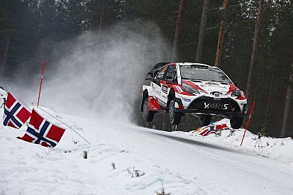 WRC Zweden: Neuville verliest wiel, Latvala neemt leiding in klassement over