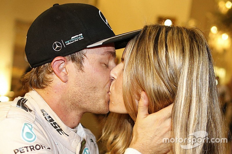 Nico Rosberg, Mercedes AMG F1 celebra su campeonato del mundo con esposa Vivian Rosberg