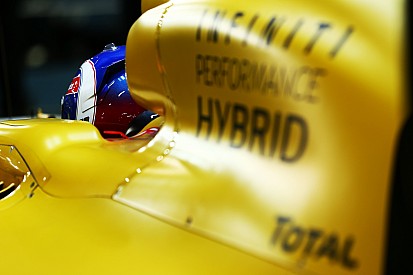 Renault fait rugir le moteur de la R.S.17