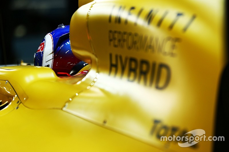 Renault fait rugir le moteur de la R.S.17