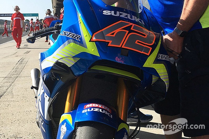 La Suzuki porta al debutto la nuova doppia carena a Phillip Island