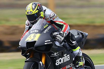Aprilia prende una strada diversa: la nuova carena ha prese NACA!