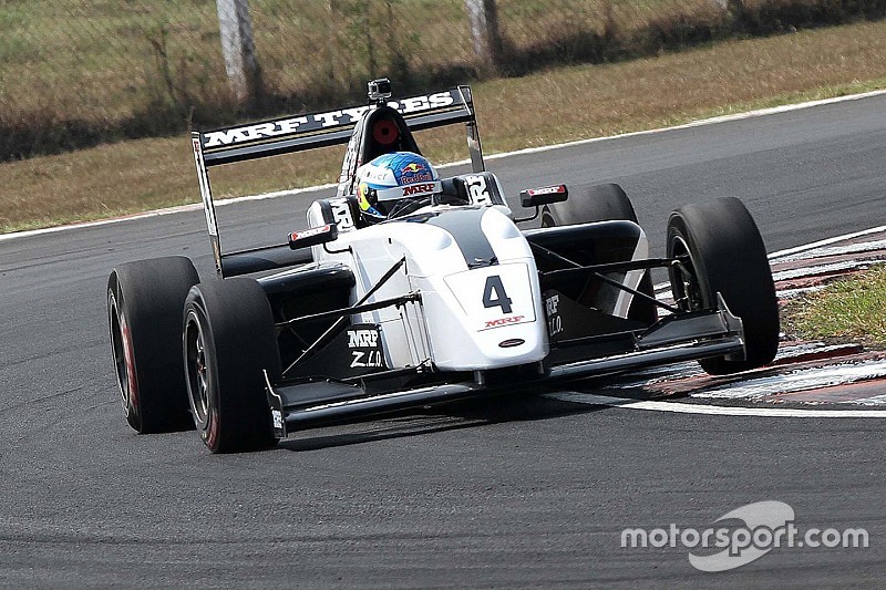 MRF Challenge Chennai: Newey kuasai Race 1, Presley Martono raih poin