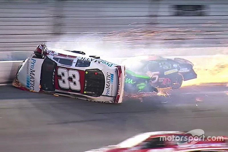Fontaine si frattura una vertebra in un violento incidente a Daytona