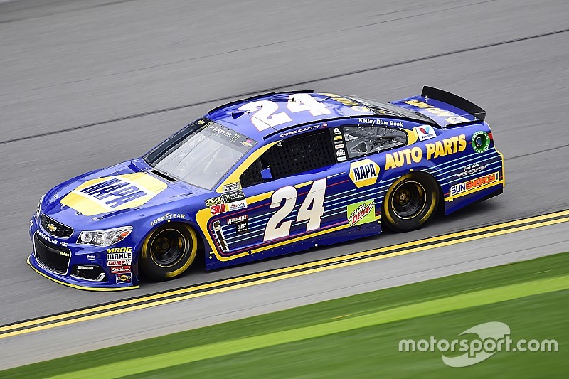Chase Elliott logra la pole para Daytona 500