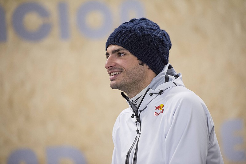 Carlos Sainz Jr., Scuderia Toro Rosso entrenando