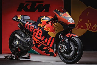 Fotogallery: la presentazione della KTM RC16 di Espargaro e Smith