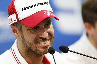 Monteiro: "Punto al titolo, ma temo Huff, Michelisz e le Volvo"