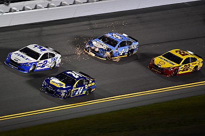 Harvick satisfecho con el rendimiento de Ford, ve a Penske favorito en Daytona