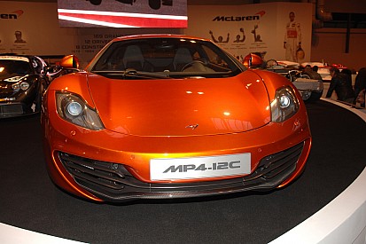Vidéo - Une McLaren MP4-12C accidentée par manque de vigilance