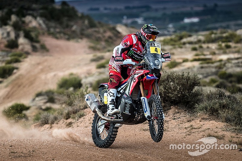 Kevin Benavides vuelve a subirse a una moto