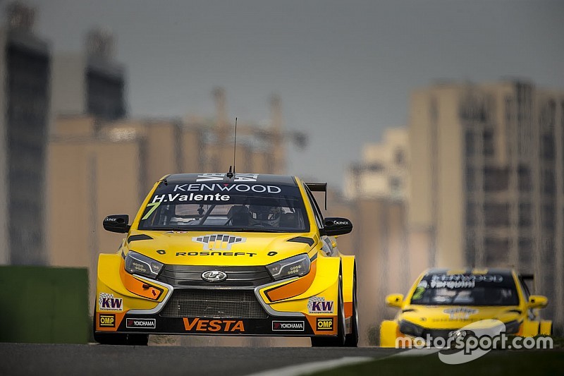 Частная команда выставит машины Lada в WTCC