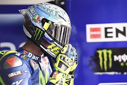 Diaporama - Quand Valentino Rossi change de casque pour l'intersaison