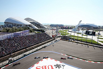 Petrov krijgt tribune naar zich vernoemd op Sochi Autodrom