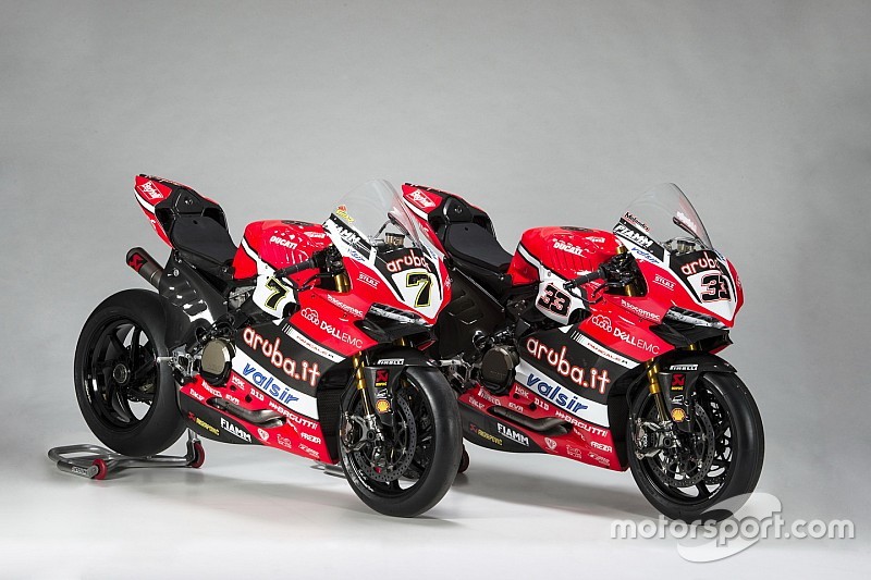 Perbedaan antara Ducati milik Davies dan Melandri