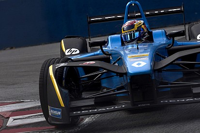EL2 - Buemi persiste et signe