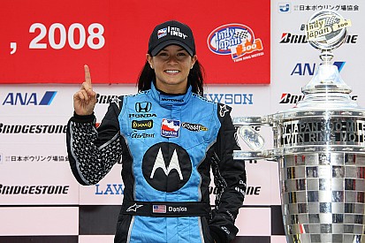 Há nove anos, Danica conquistava vitória histórica na Indy