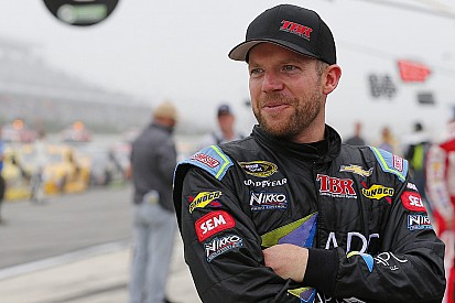 Regan Smith substitui Aric Almirola no fim de semana