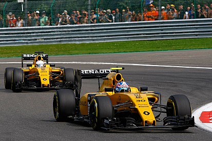 Renault F1 takımının giderleri 2016'da azaldı