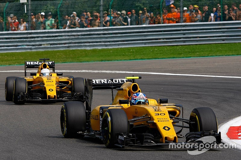 Renault F.1 ha ridotto notevolmente le perdite economiche nel 2016